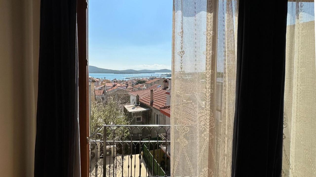 Cunda Konak Nazimaki Ayvalı Esterno foto