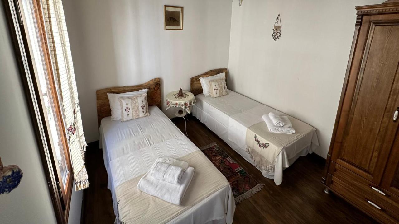Cunda Konak Nazimaki Ayvalı Esterno foto