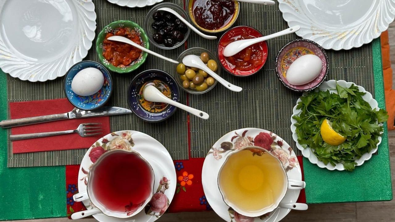 Cunda Konak Nazimaki Ayvalı Esterno foto