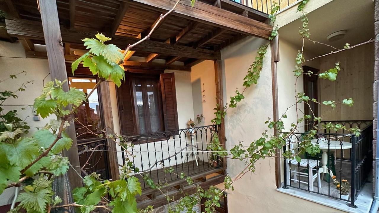 Cunda Konak Nazimaki Ayvalı Esterno foto