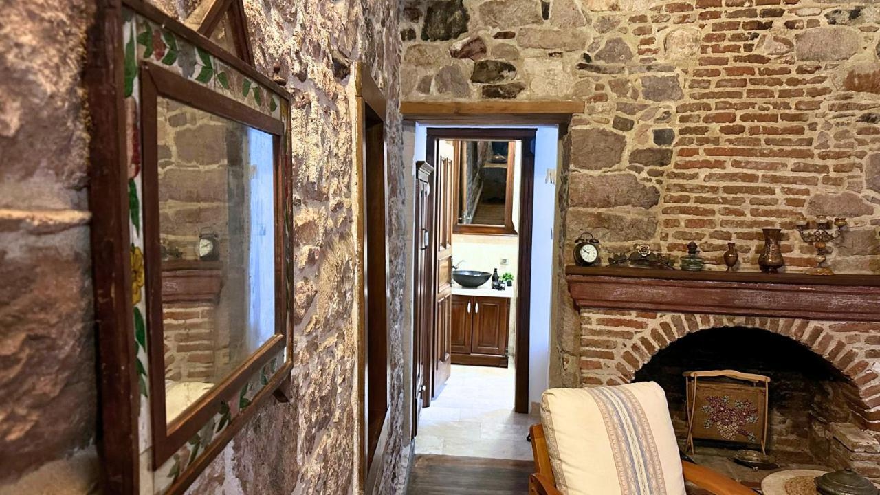 Cunda Konak Nazimaki Ayvalı Esterno foto
