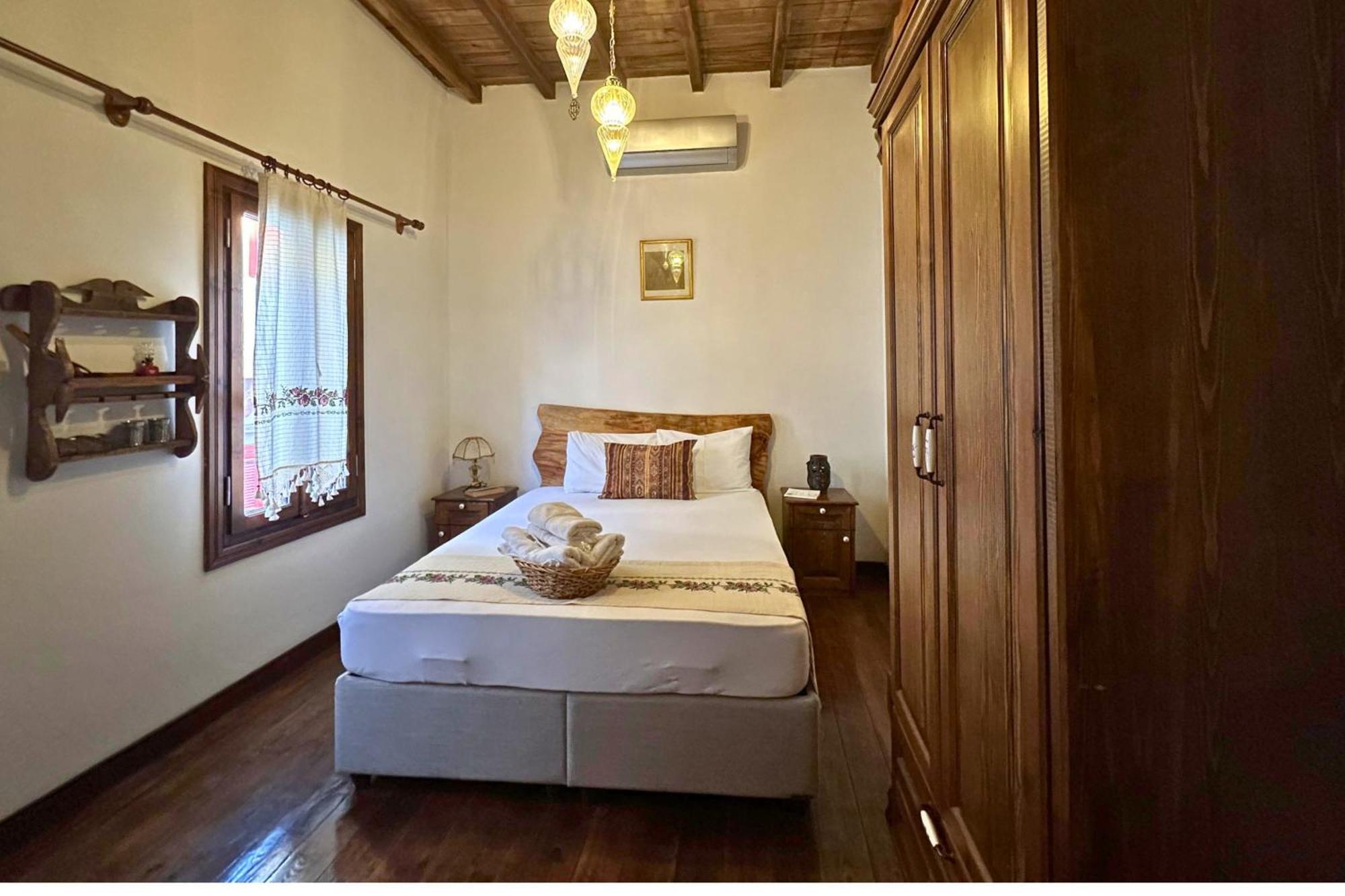 Cunda Konak Nazimaki Ayvalı Esterno foto